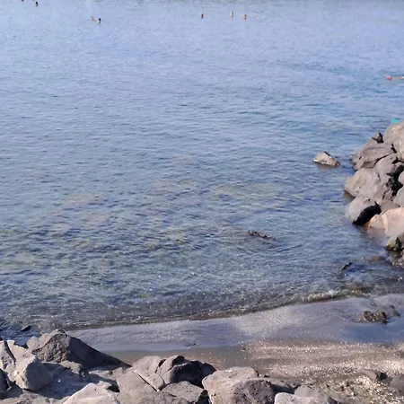 Neapolis Bay * Portici